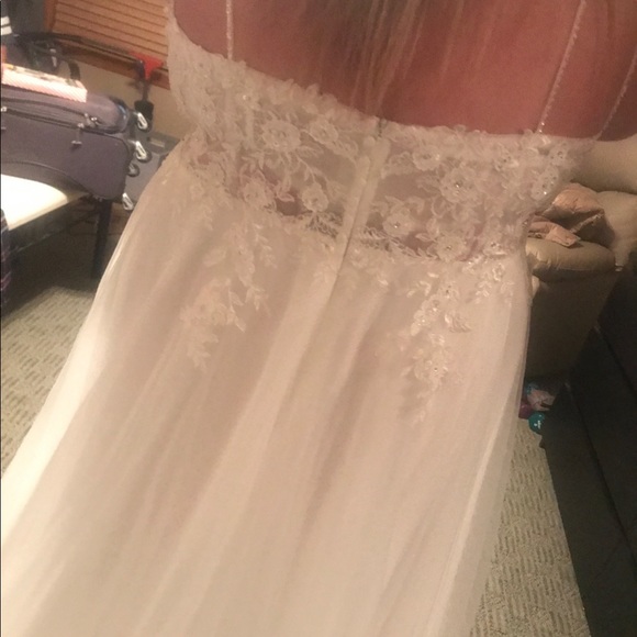 Size 26 wedding dress - Picture 4 of 6